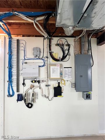 6140 Kelley Lane, Parma, OH 44134