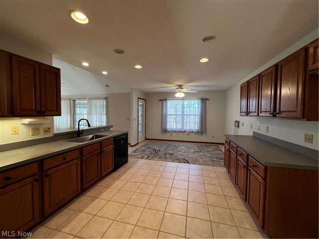 6140 Kelley Lane, Parma, OH 44134