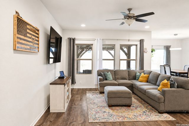 6907 TITAN PARK, Converse, TX 78109