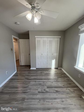 106 AVIGNON WAY, Pennsauken, NJ 08109