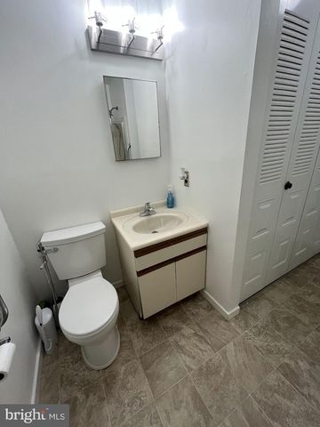 106 AVIGNON WAY, Pennsauken, NJ 08109