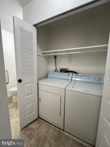 106 AVIGNON WAY, Pennsauken, NJ 08109