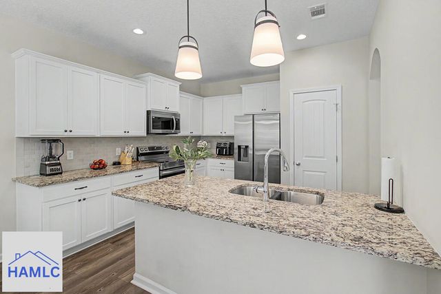 184 Courage Way, Hinesville, GA 31313
