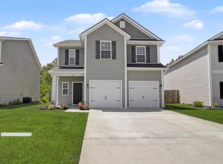 184 Courage Way, Hinesville, GA 31313