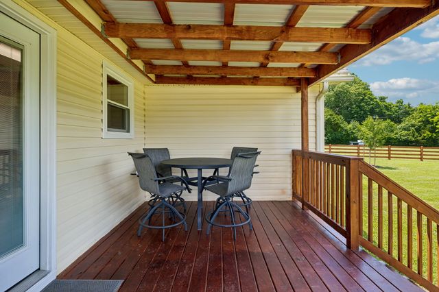 1402 Alyssa Dr, Chapel Hill, TN 37034
