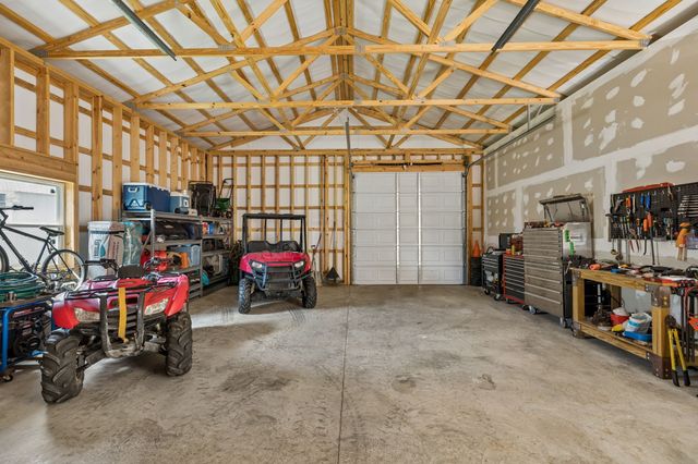 1402 Alyssa Dr, Chapel Hill, TN 37034