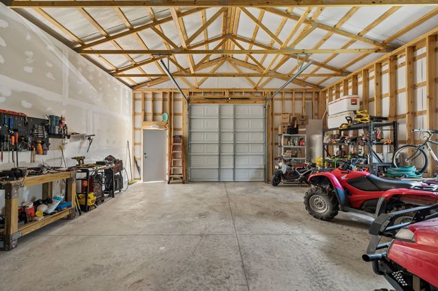 1402 Alyssa Dr, Chapel Hill, TN 37034