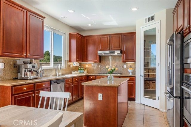 26499 Bladen Avenue, Murrieta, CA 92562