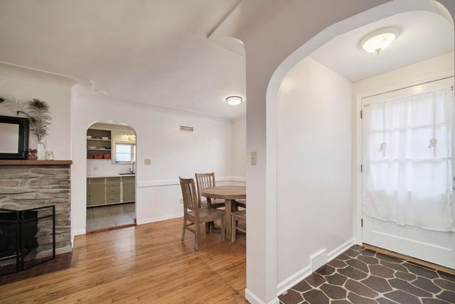 4990 Main Street, Onekama Vlg, MI 49675