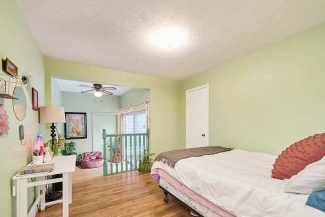 4990 Main Street, Onekama Vlg, MI 49675