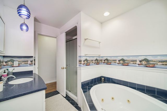 4990 Main Street, Onekama Vlg, MI 49675