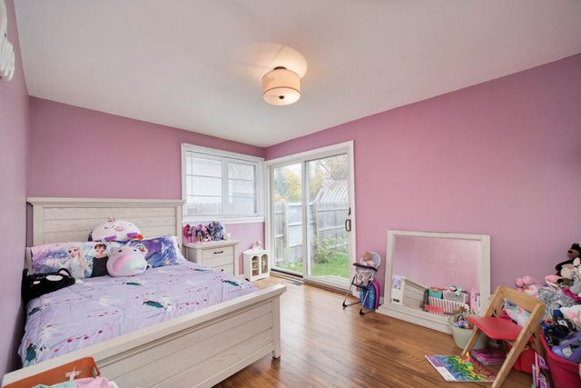 4990 Main Street, Onekama Vlg, MI 49675