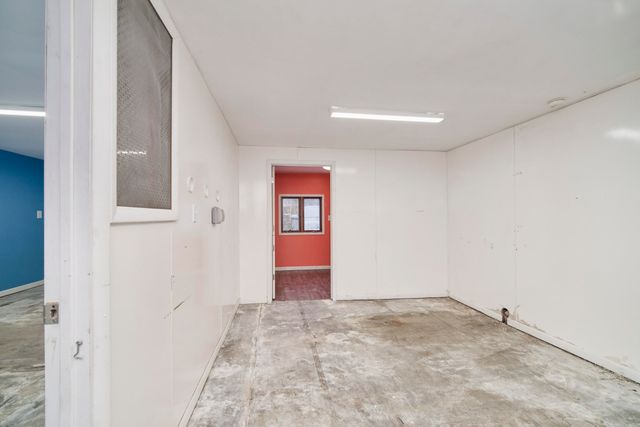 4990 Main Street, Onekama Vlg, MI 49675