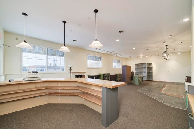 4990 Main Street, Onekama Vlg, MI 49675