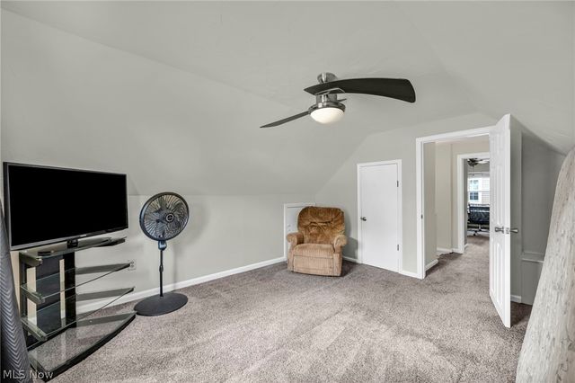 342 Inwood Boulevard, Avon Lake, OH 44012
