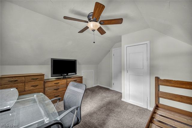 342 Inwood Boulevard, Avon Lake, OH 44012