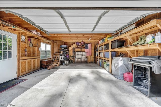 342 Inwood Boulevard, Avon Lake, OH 44012
