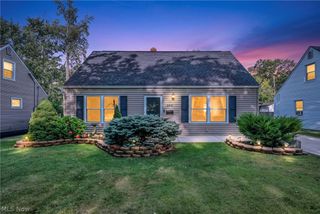 342 Inwood Boulevard, Avon Lake, OH 44012