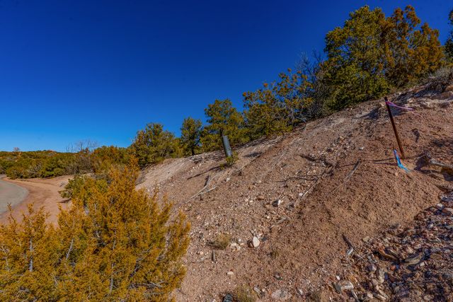 127 Barranca, Santa Fe, NM 87501