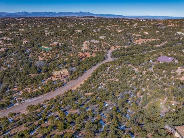 127 Barranca, Santa Fe, NM 87501