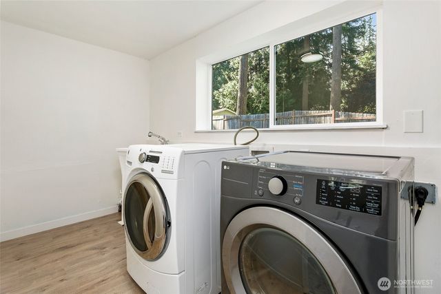 6046 NE 204th Street, Kenmore, WA 98028