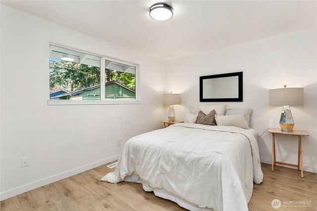 6046 NE 204th Street, Kenmore, WA 98028