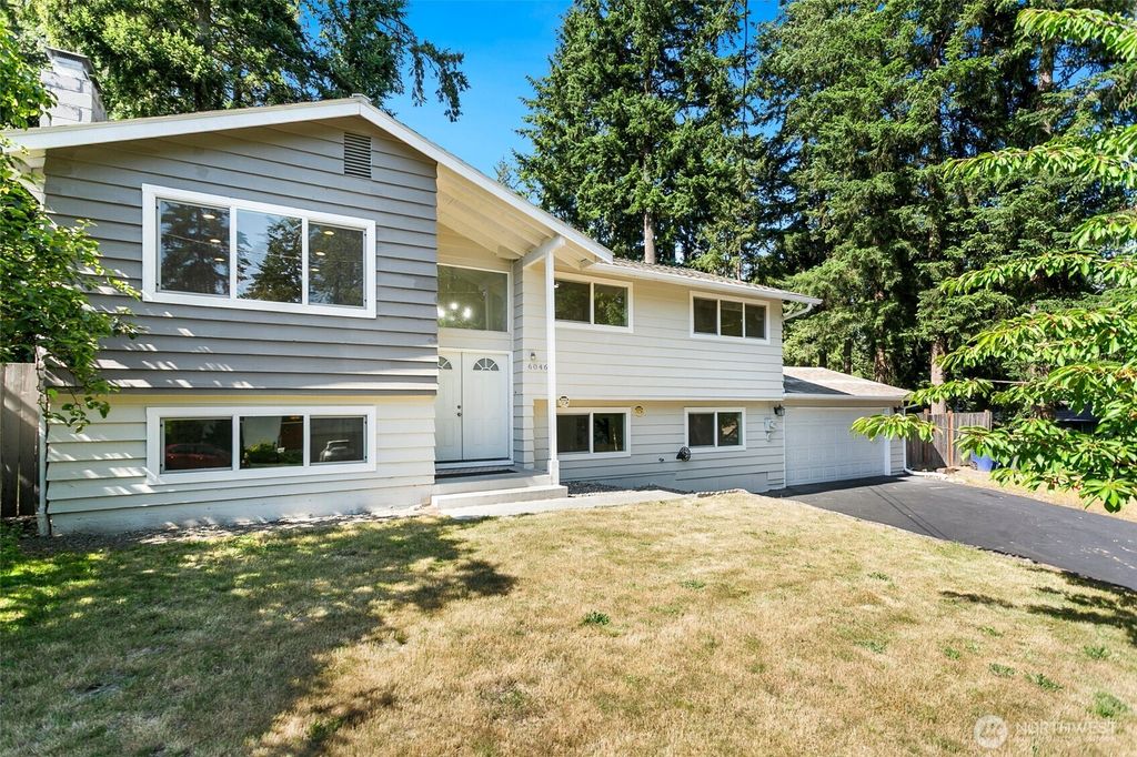 6046 NE 204th Street, Kenmore, WA 98028