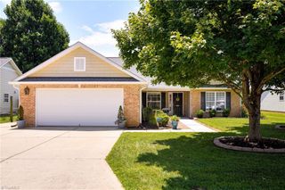 618 Pecan Ridge Circle, Kernersville, NC 27284