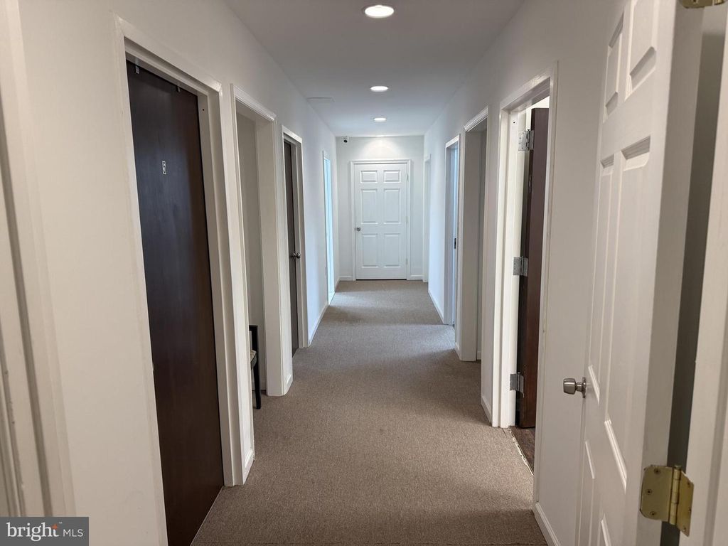 4 SUDBROOK LN, Pikesville, MD 21208