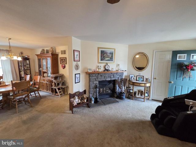 124 HAGERSVILLE RD, Salem, NJ 08079