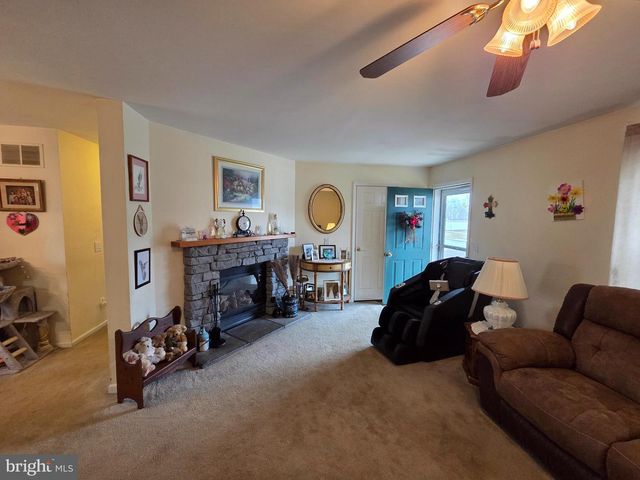 124 HAGERSVILLE RD, Salem, NJ 08079