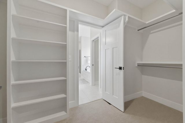 7905 E Turquoise Trl, Bel Aire, KS 67226