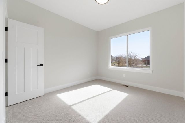 7905 E Turquoise Trl, Bel Aire, KS 67226