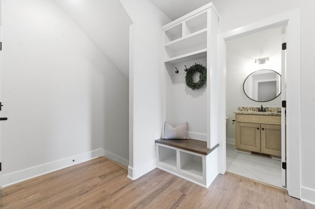 7905 E Turquoise Trl, Bel Aire, KS 67226