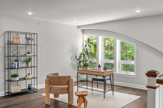 635 Old Post Road 2-303, Sharon, MA 02067