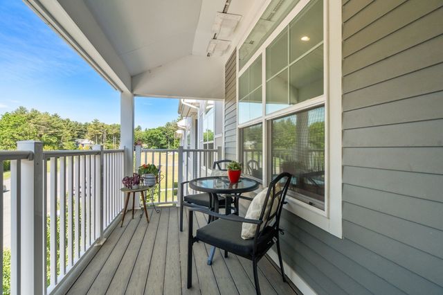 635 Old Post Road 2-303, Sharon, MA 02067