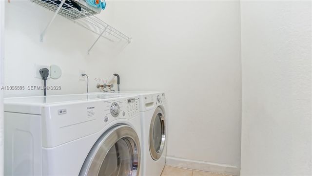 14960 SW 9th Ln 14960, Miami, FL 33194