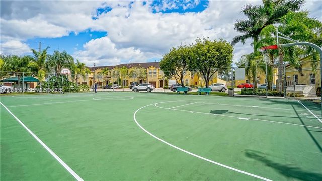 14960 SW 9th Ln 14960, Miami, FL 33194