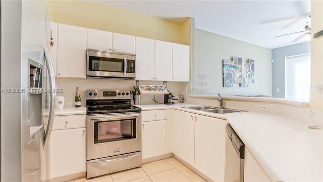 14960 SW 9th Ln 14960, Miami, FL 33194