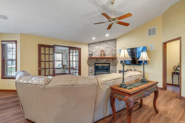 1120 Stoneripple Circle, Lafayette, IN 47909