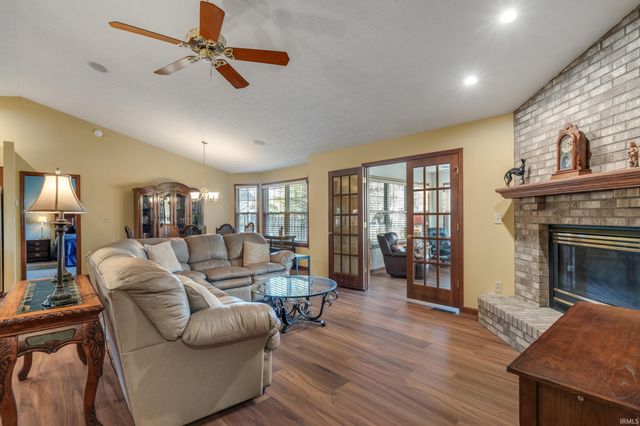 1120 Stoneripple Circle, Lafayette, IN 47909