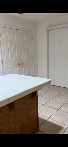 2888 Sebastan Ln, Stockton, CA 95212