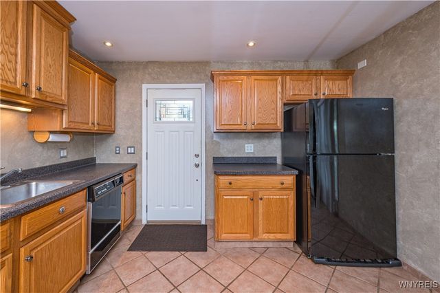 158 Overbrook Avenue, Tonawanda, NY 14150