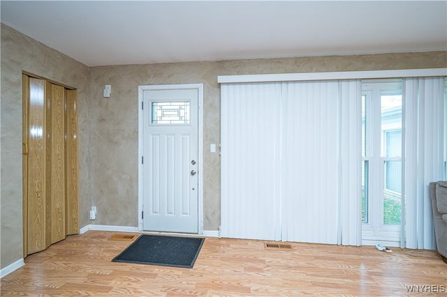 158 Overbrook Avenue, Tonawanda, NY 14150