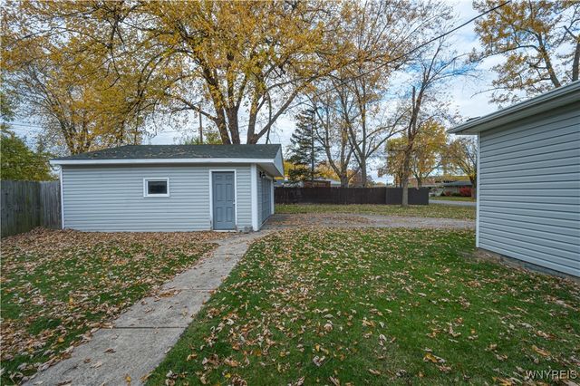 158 Overbrook Avenue, Tonawanda, NY 14150