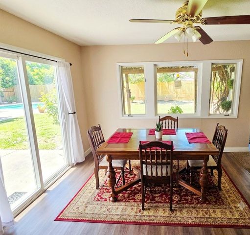 2214 Holt Avenue, Sanger, CA 93657
