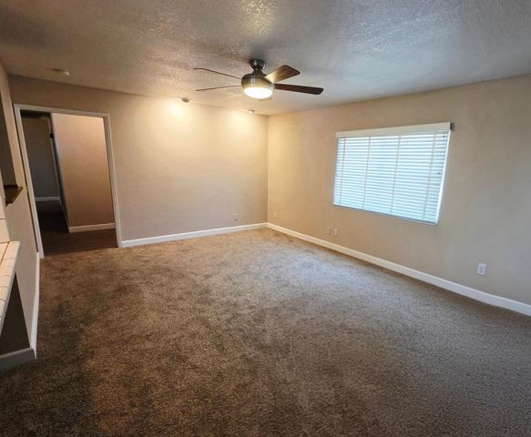 2214 Holt Avenue, Sanger, CA 93657