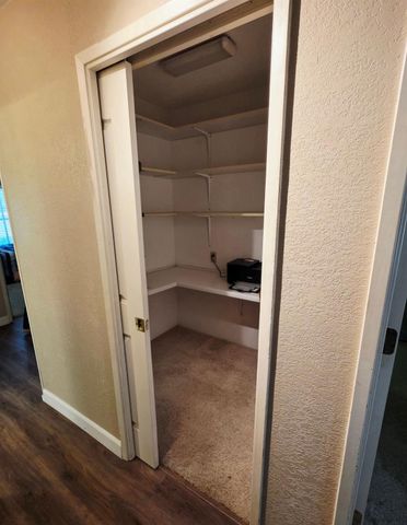 2214 Holt Avenue, Sanger, CA 93657