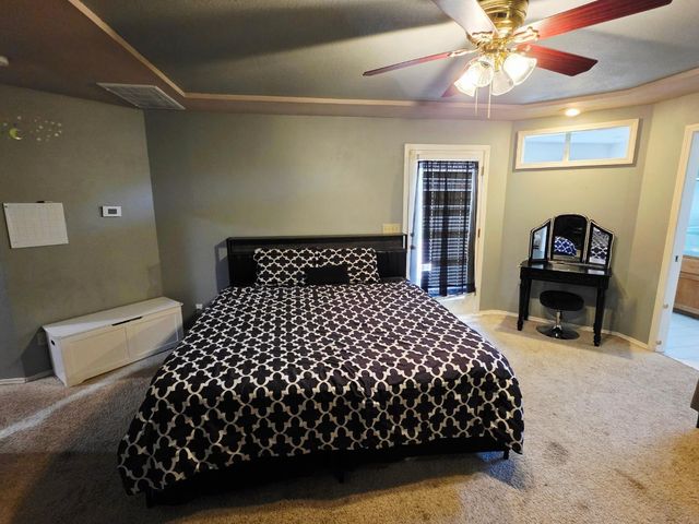 2214 Holt Avenue, Sanger, CA 93657