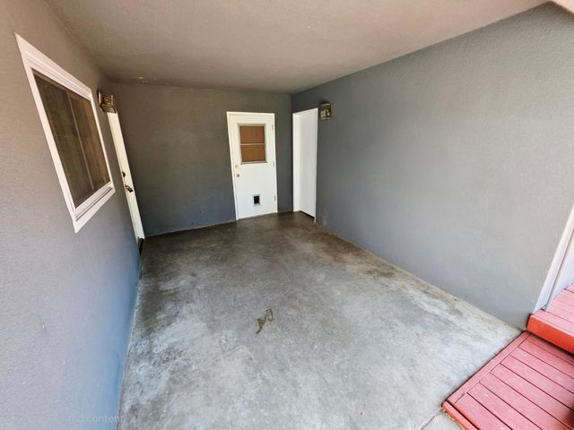 2214 Holt Avenue, Sanger, CA 93657